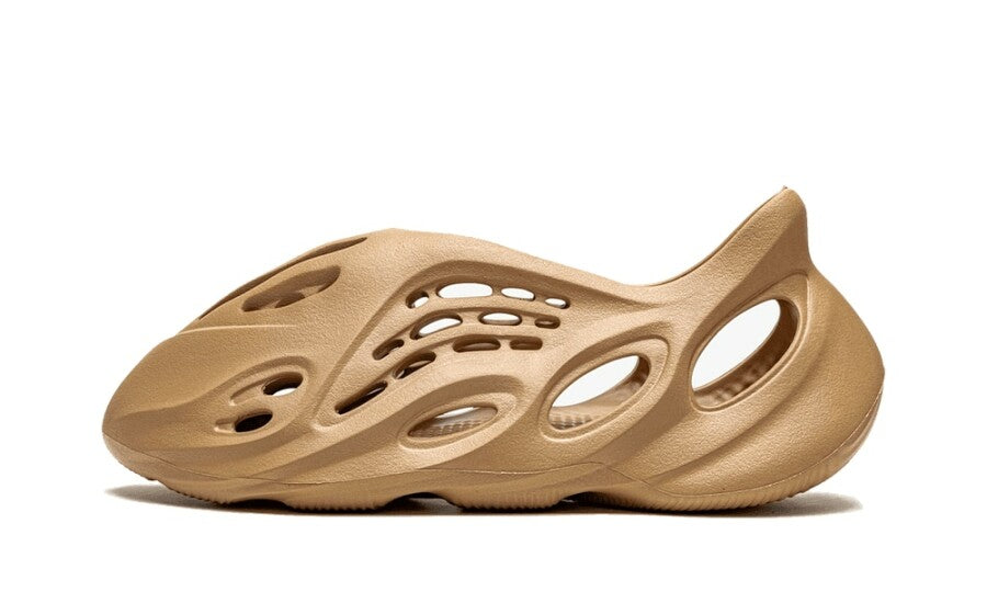 Yeezy Foam RNNR Ochre milanostore