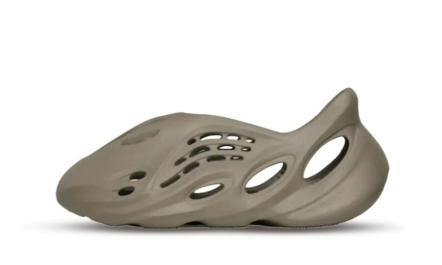 Yeezy Foam RNNR 'Stone Taupe' milanostore